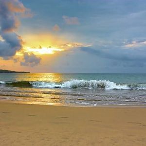 Meet your Posher, Flowers